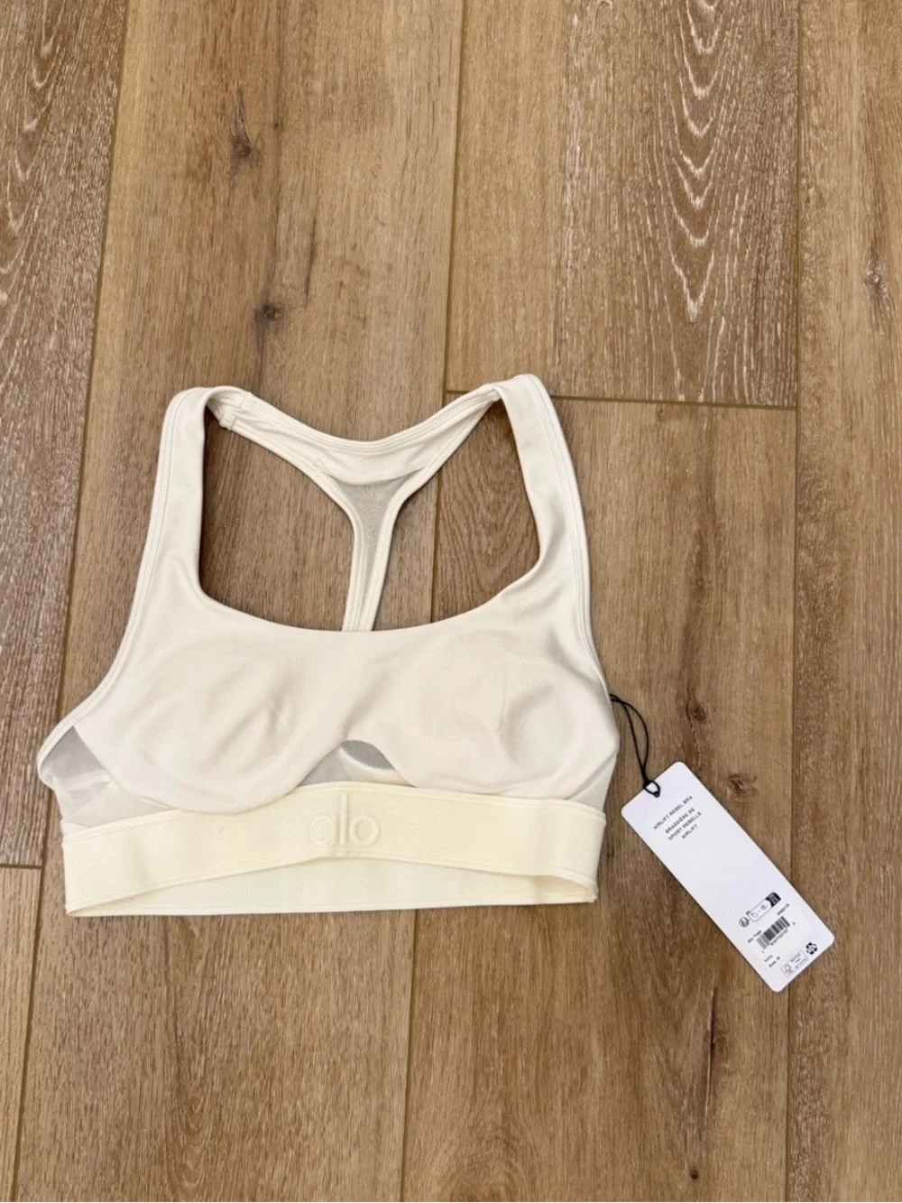 NWT ALO Yoga White Sports Bra